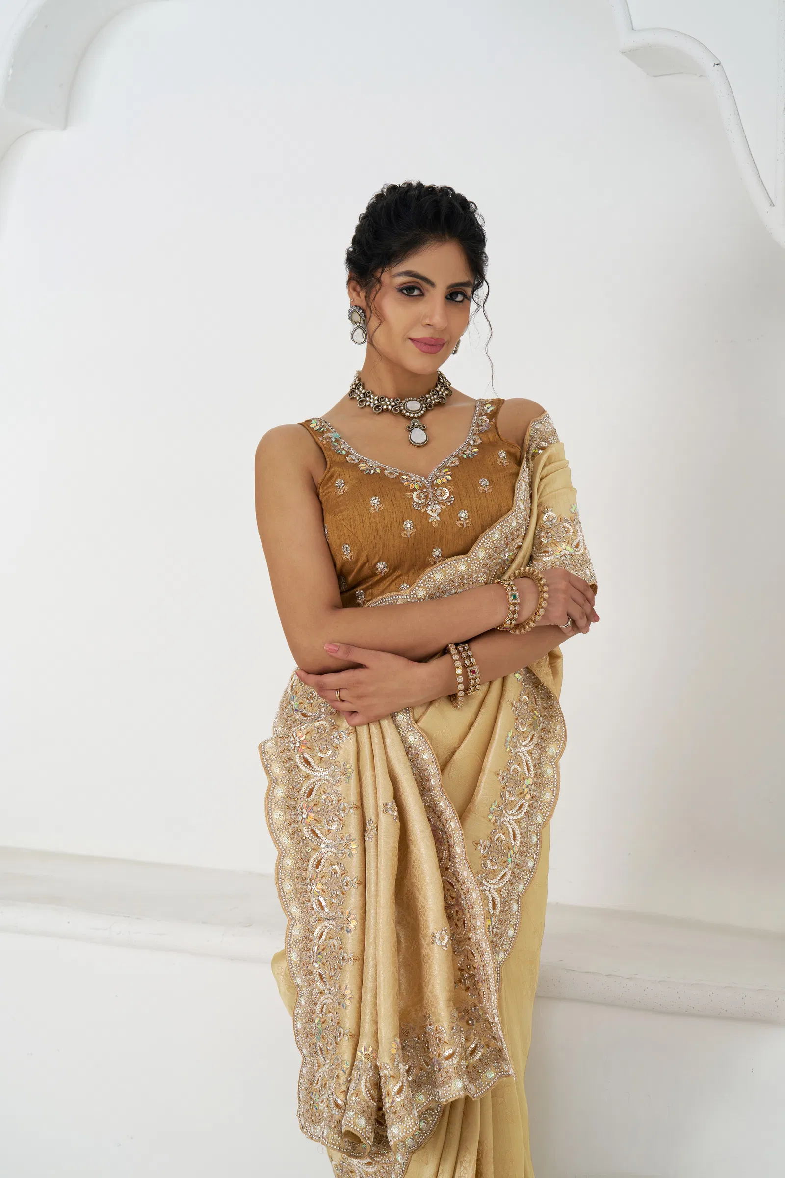 Kf 101 Golden Pure Dola Viscouse Silk Saree Wholesaler In Delhi
